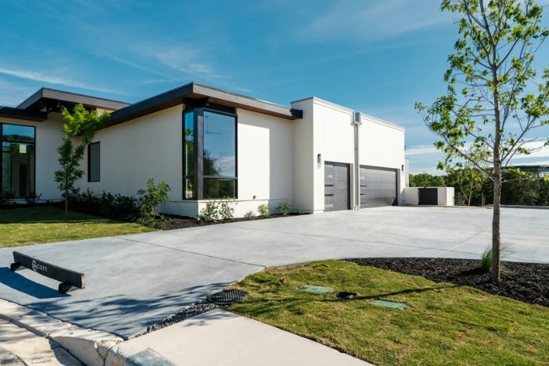 Concrete Driveways Installation services in Porterville, California